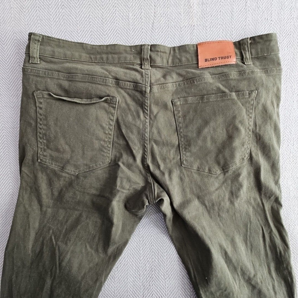 Blind Trust Jeans Men's 42x32 Green Stretch Denim Distressed Streetwear Lined - Picture 14 of 16